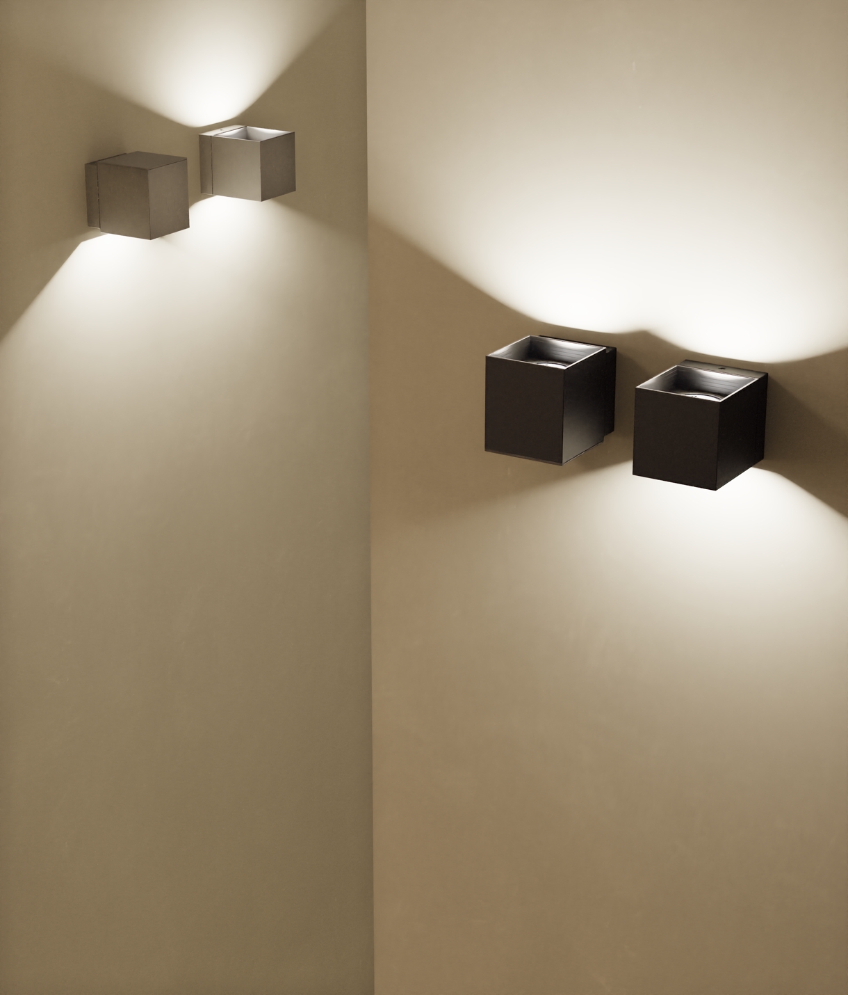 Milan-Dau-Led-Wall-Light-Cubes-BothDTL.jpg